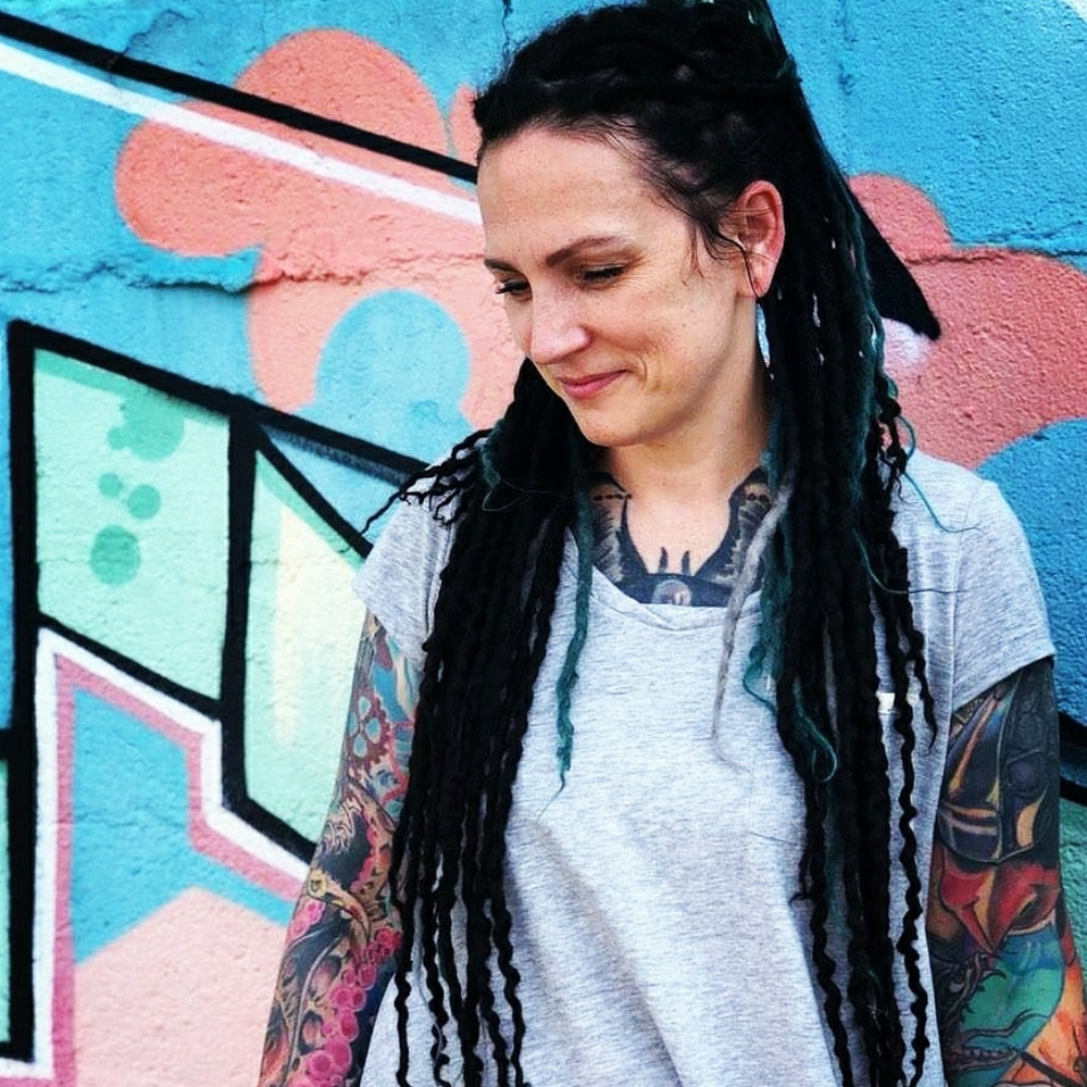 Meet your Posher, Vivian